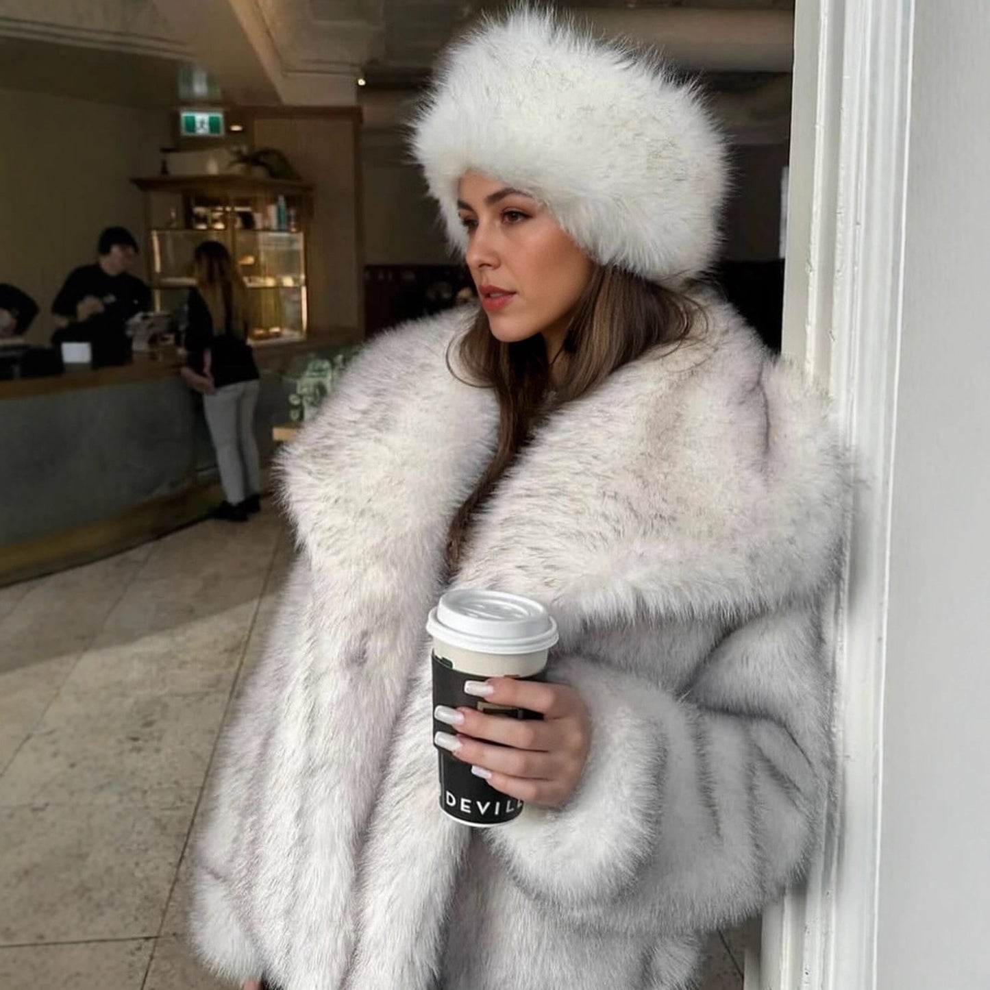Autumn Winter Women arge Collared Faux Fur Warm Coat Imitation Fox Plush Coat