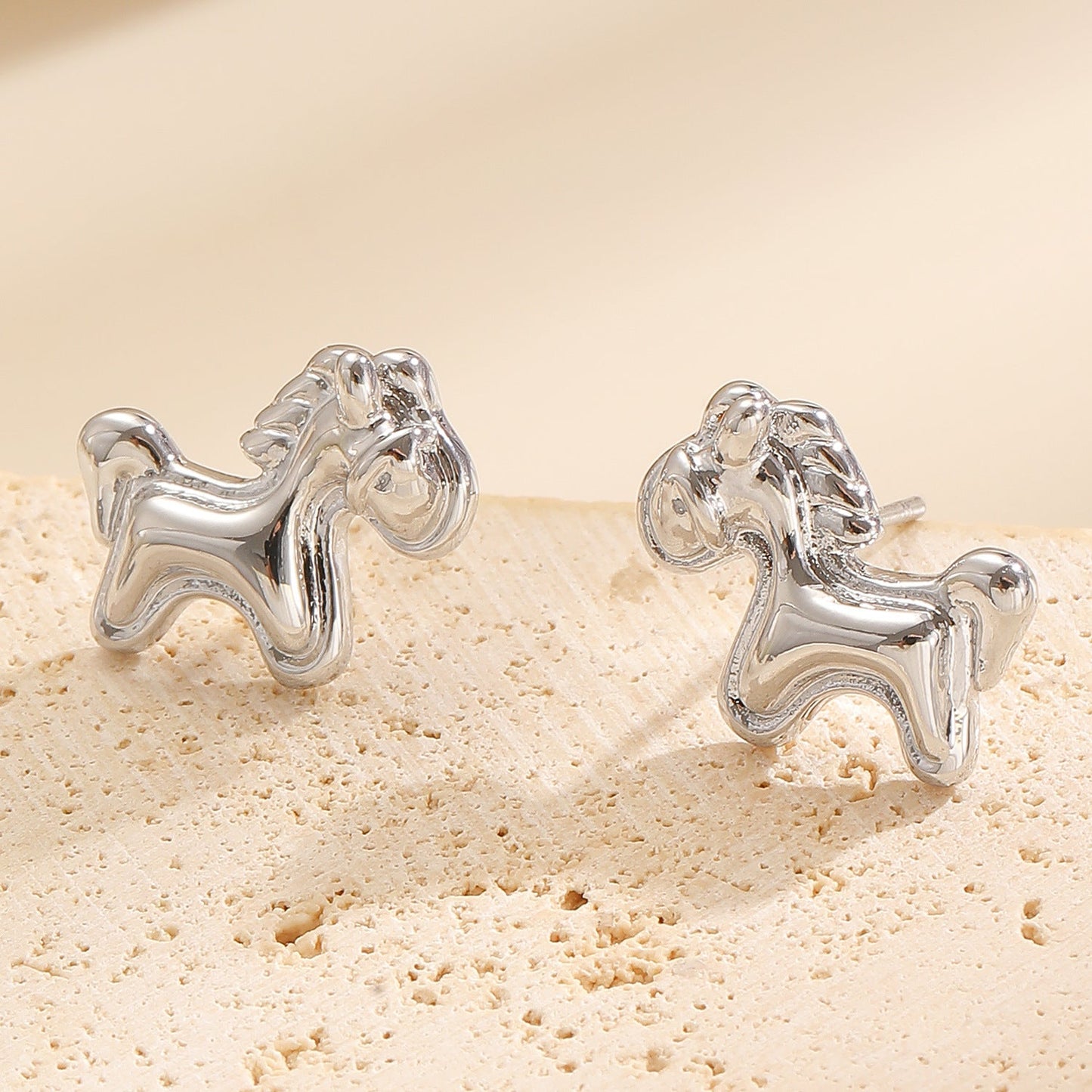 Luxury Festive Pony Stud Earrings Lucky "Rich Immediately" Fashion Earrings