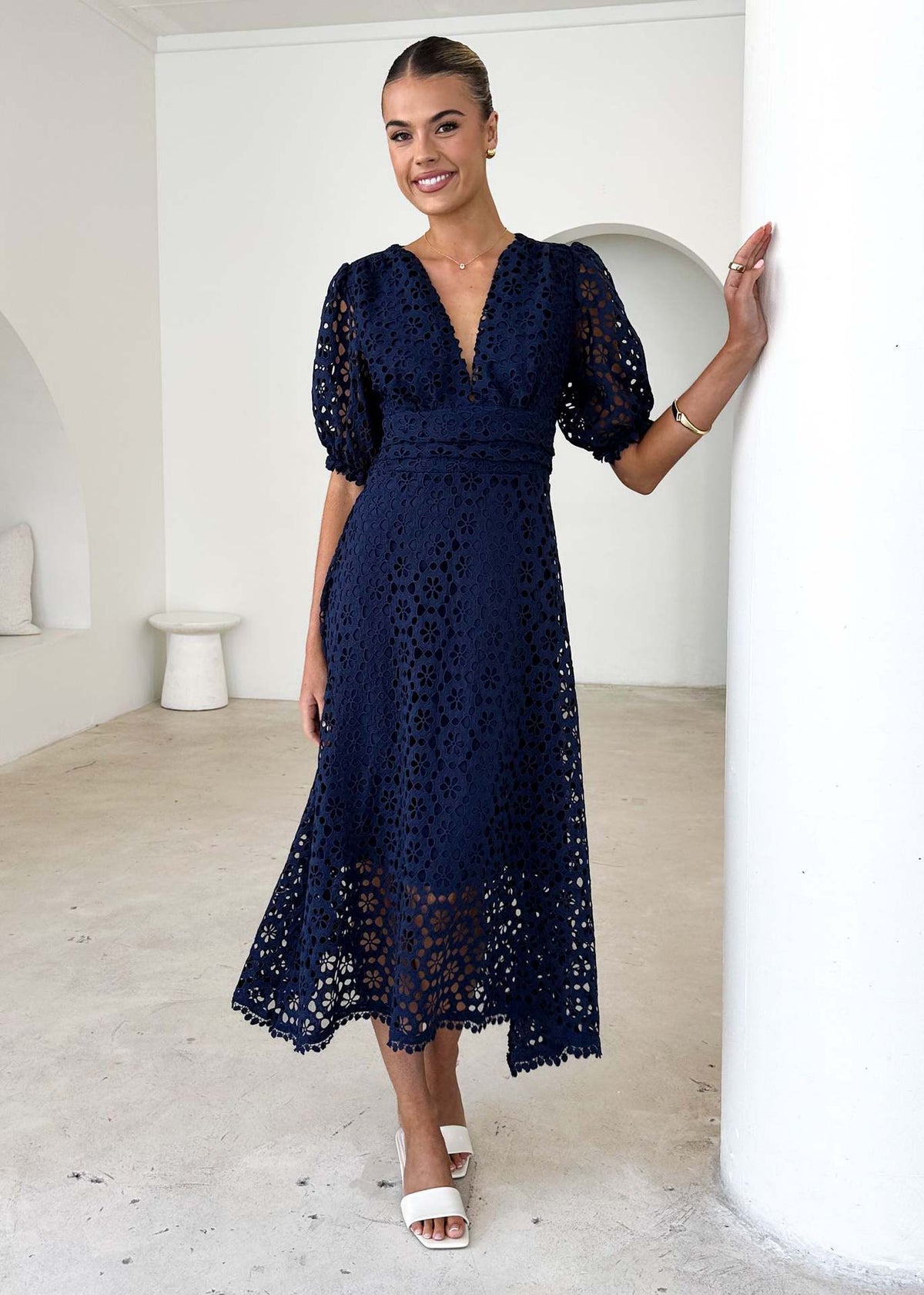 Dress skirt V-neck sexy waist solid color lace hollow dress dress