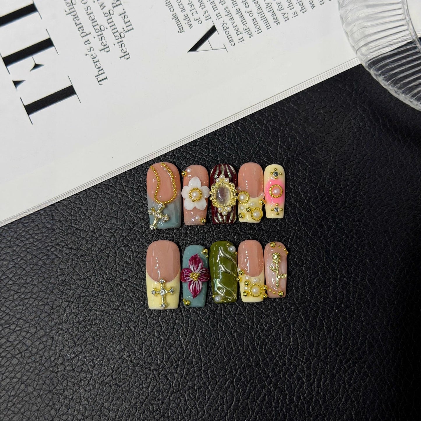 Original Spice Girl handcrafted design hand-painted pinch three-dimensional carving drill wholesale