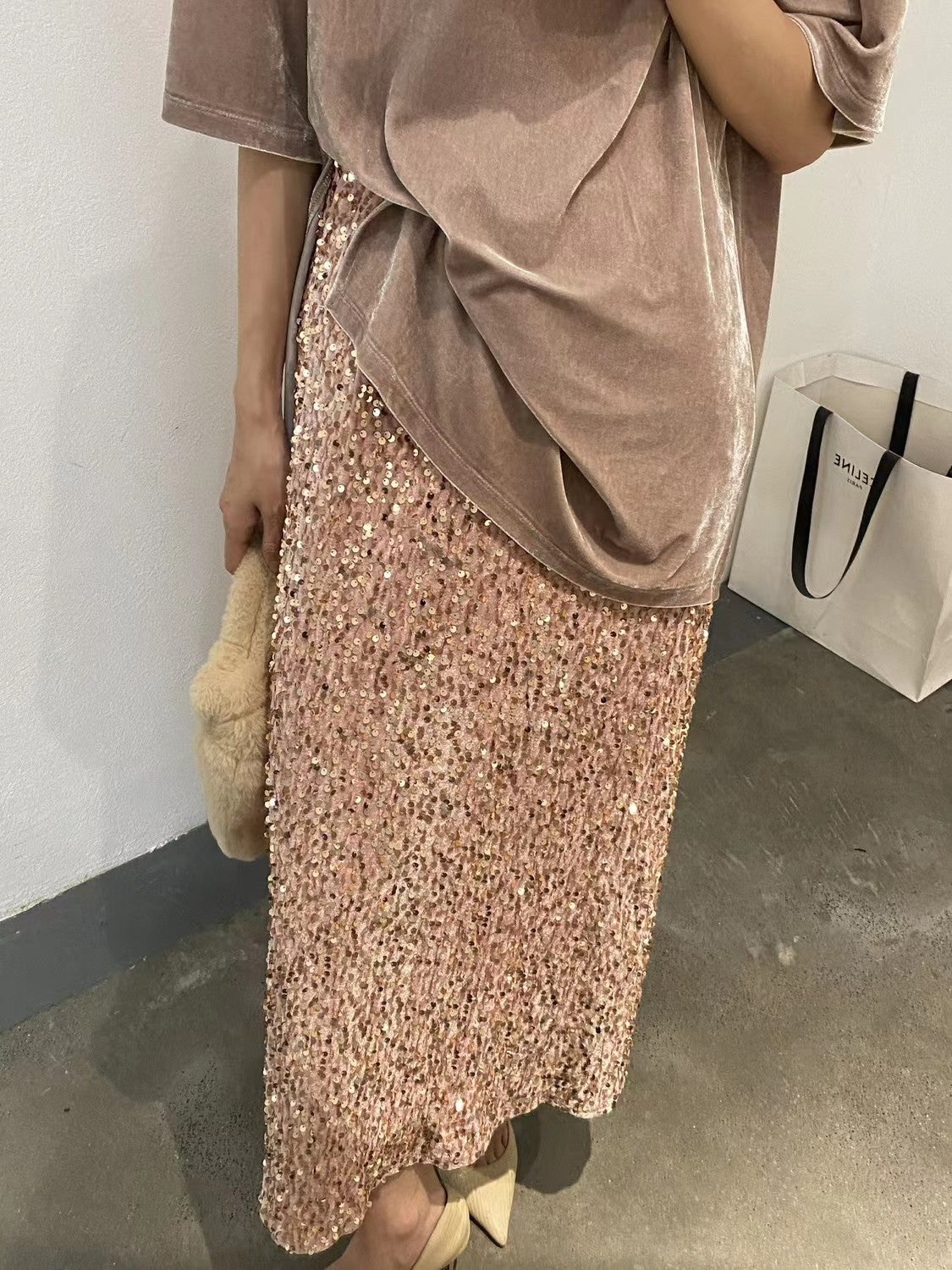 High Waist Slimming Sequined Skirt Women Elastic Waist Back Slit Elastic Straight Long Skirt