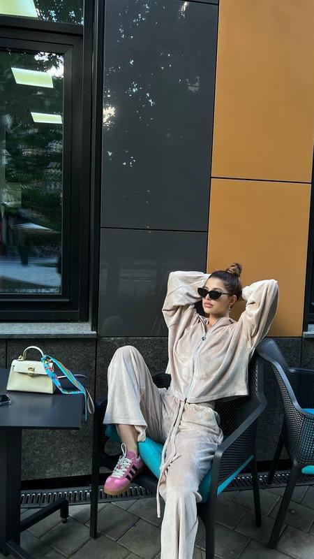 Early Autumn Gold Velvet Zipper Drawstring Casual Suit Women
