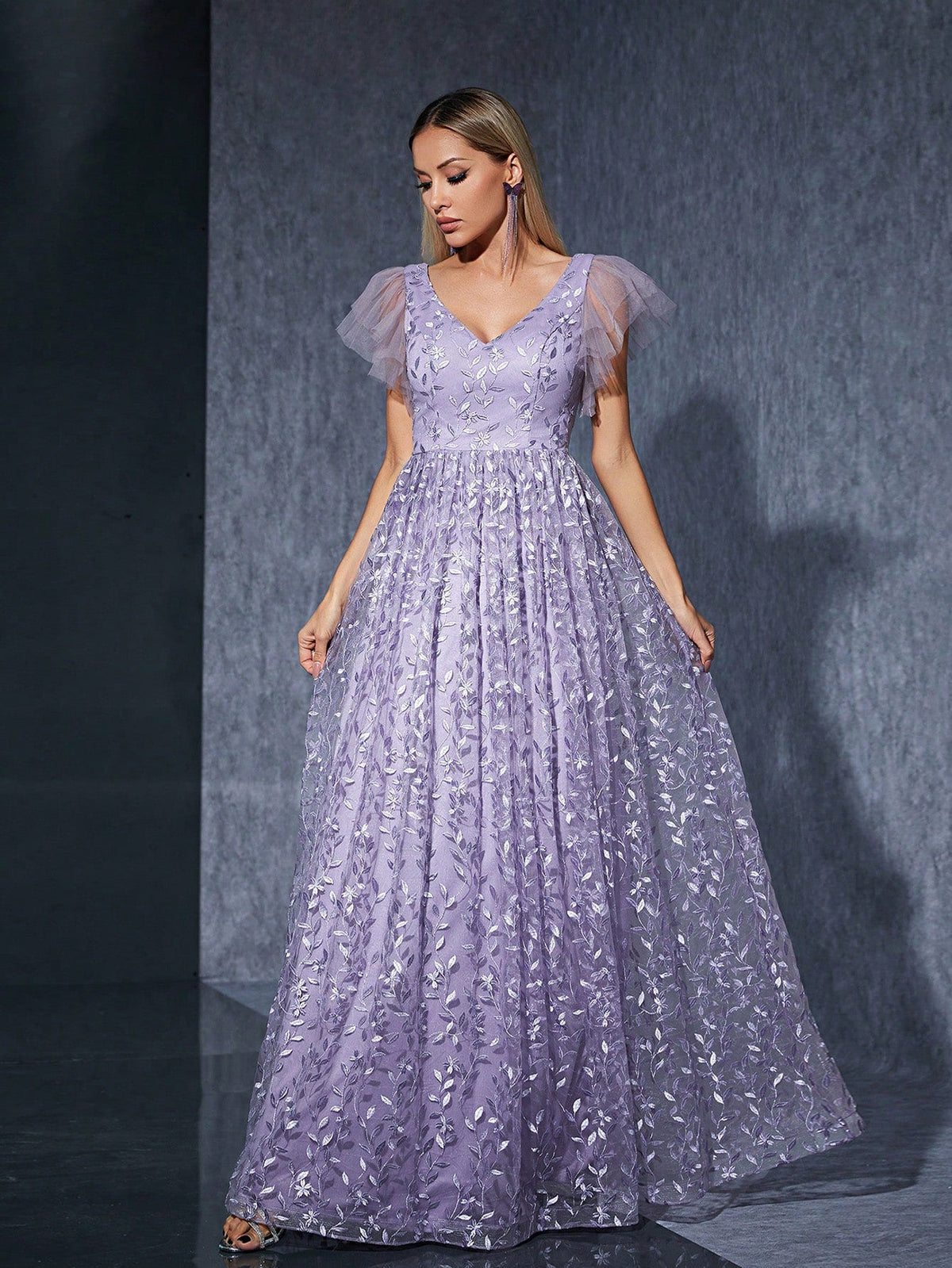 Embroidered Large Skirt Dress Photo Taking Ball Niche Evening Dress Dinner Formal Dress