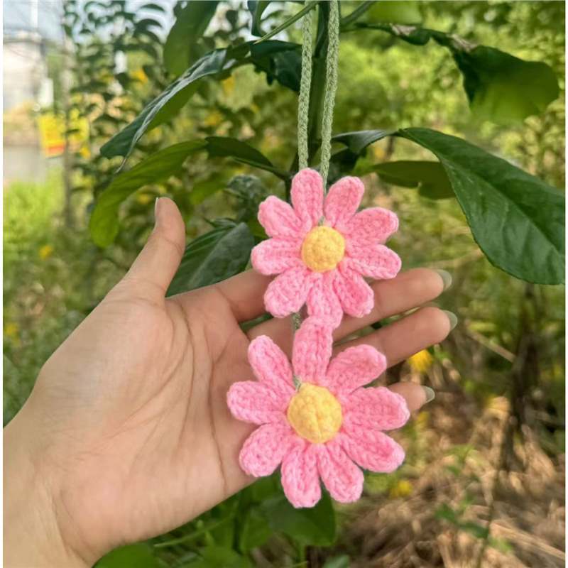 Car plant pendant Car decoration Rearview mirror pendant Creative wool in the car