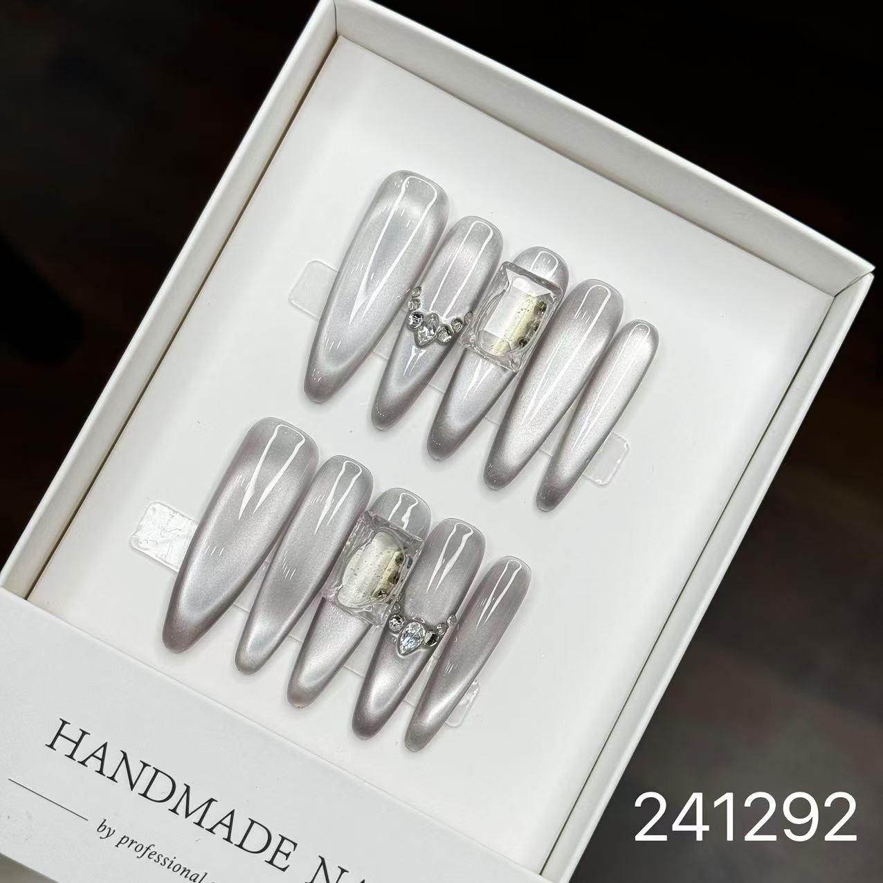 1031- Handmade press on nails fake nails removable