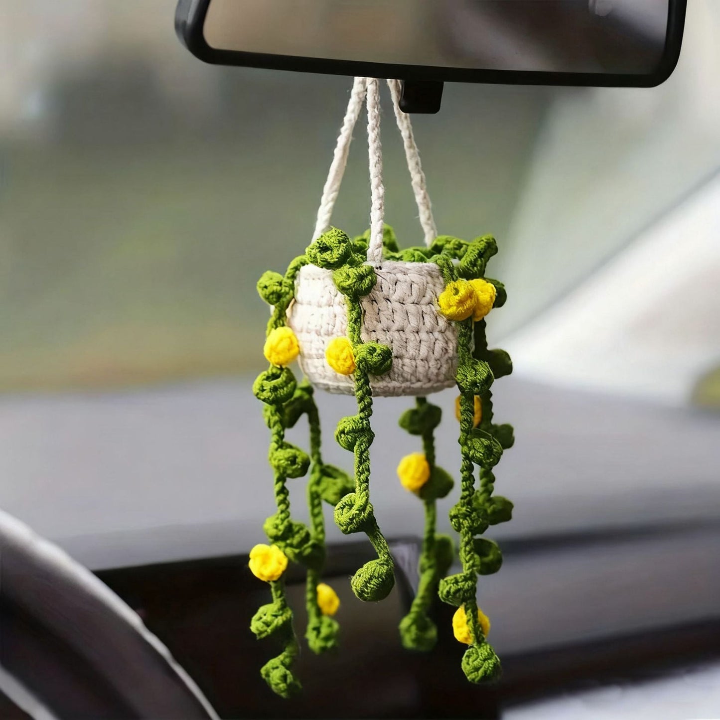 Car plant pendant Car decoration Rearview mirror pendant Creative wool in the car