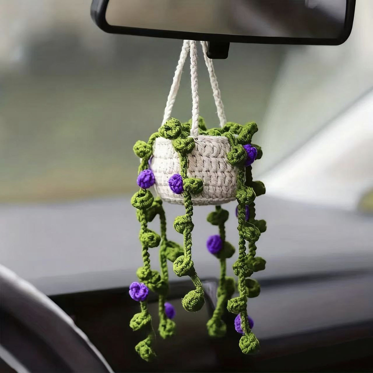 Car plant pendant Car decoration Rearview mirror pendant Creative wool in the car