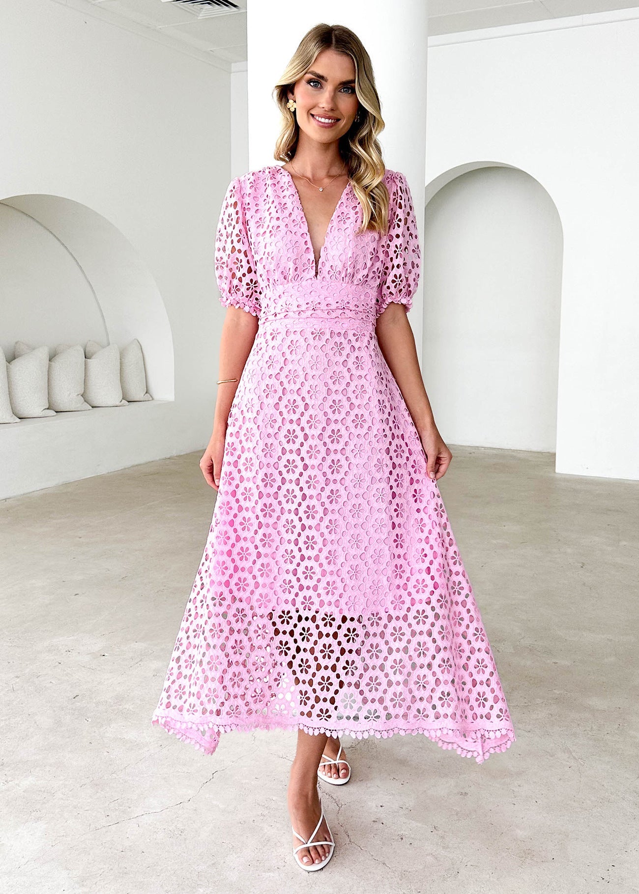 Dress skirt V-neck sexy waist solid color lace hollow dress dress