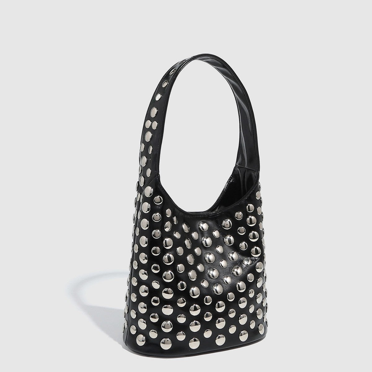 Rivet Large Bag Large Capacity Office Bag Portable Shoulder Bag Steampunk Women Bucket Bag