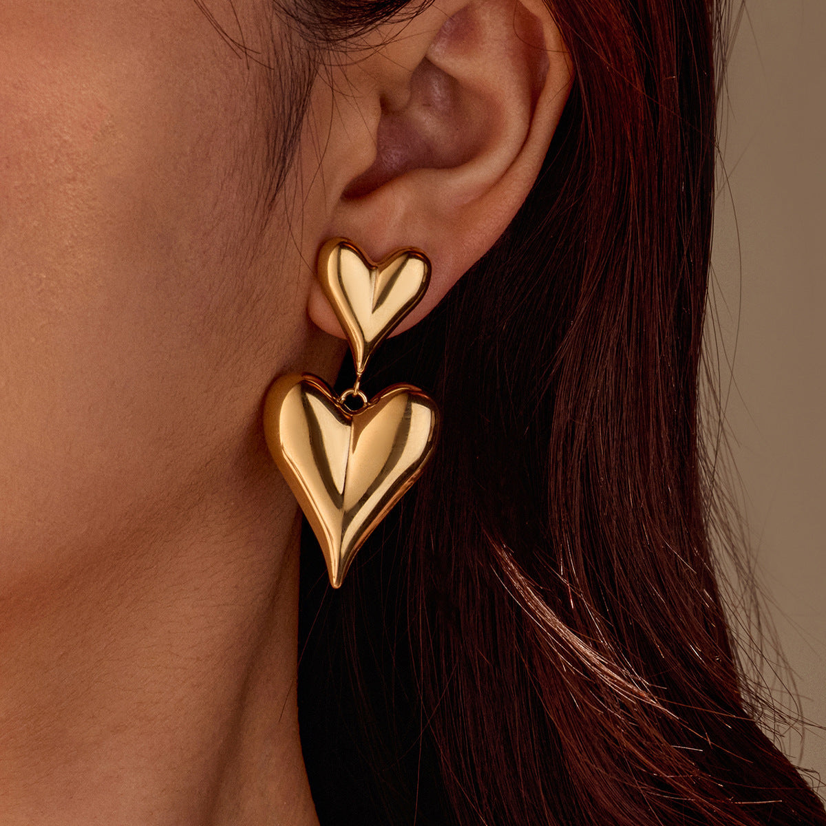Cool Stainless Steel Hollow Out Cutout Heart Shaped Tassel Earrings 18K Gold Texture Titanium Steel Earrings Ornament
