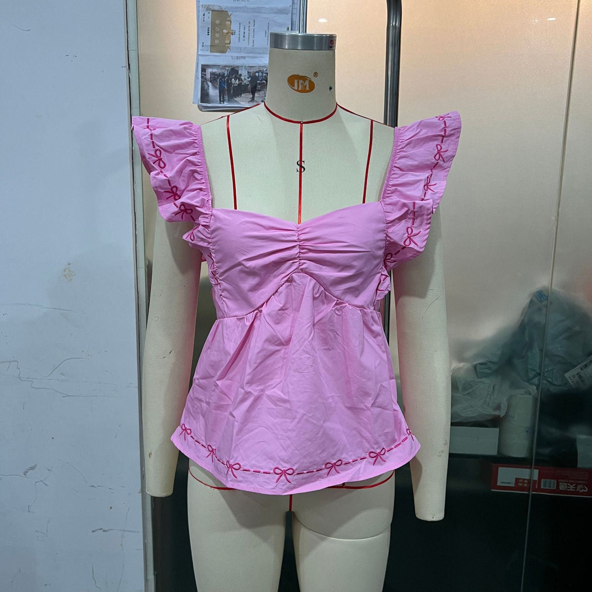 Supply Elegant Sweet Women Embroidered Shirt Top Bow Fold Flounced Sleeve T shirt