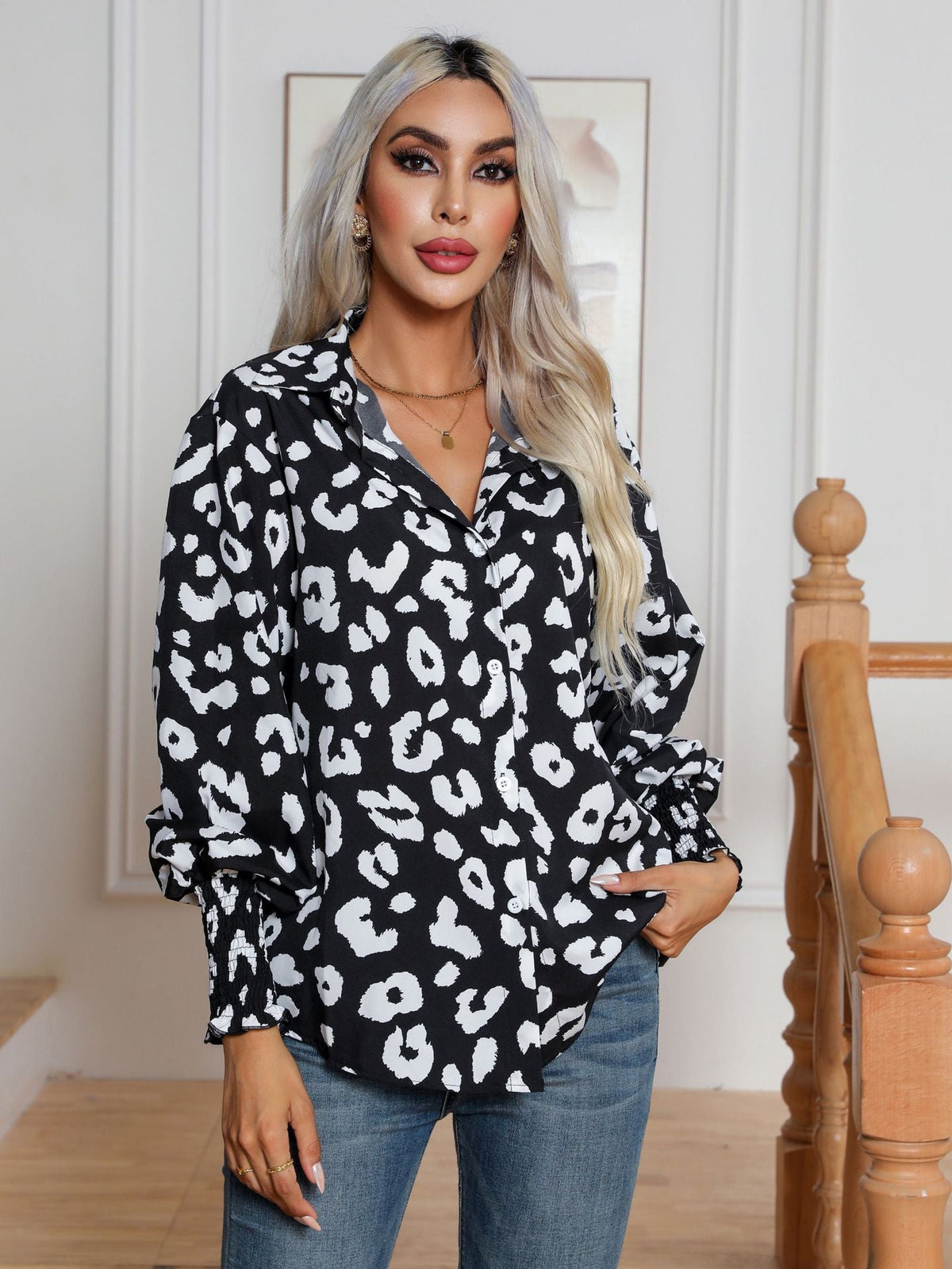 Leopard Print Lantern Sleeve Shirt Women Long Sleeved Shirt Autumn Winter Women Clothing