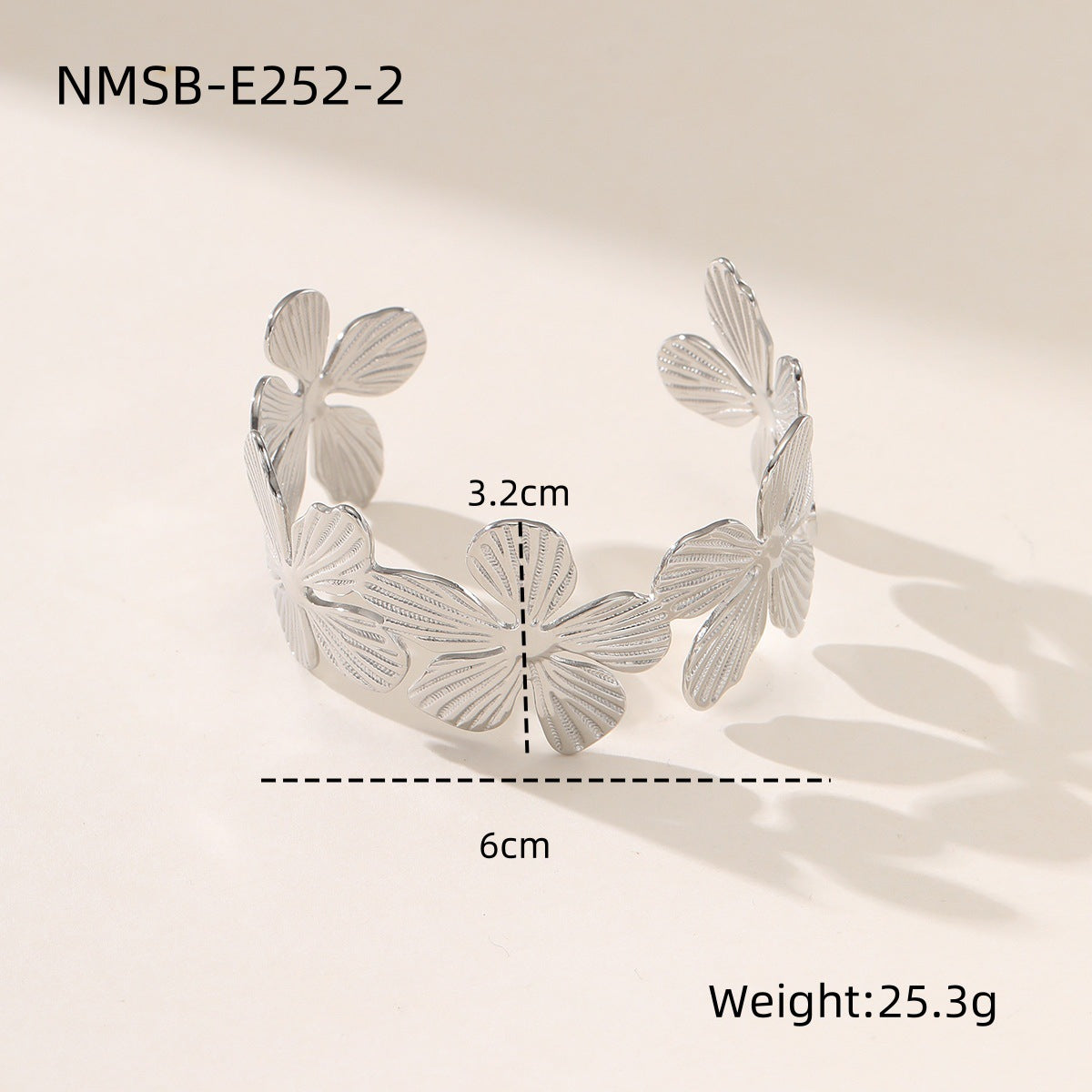 Floral 18K Titanium Steel Bracelet Exaggerated Personalized Stainless Steel Petals Bracelet Jewelry Women