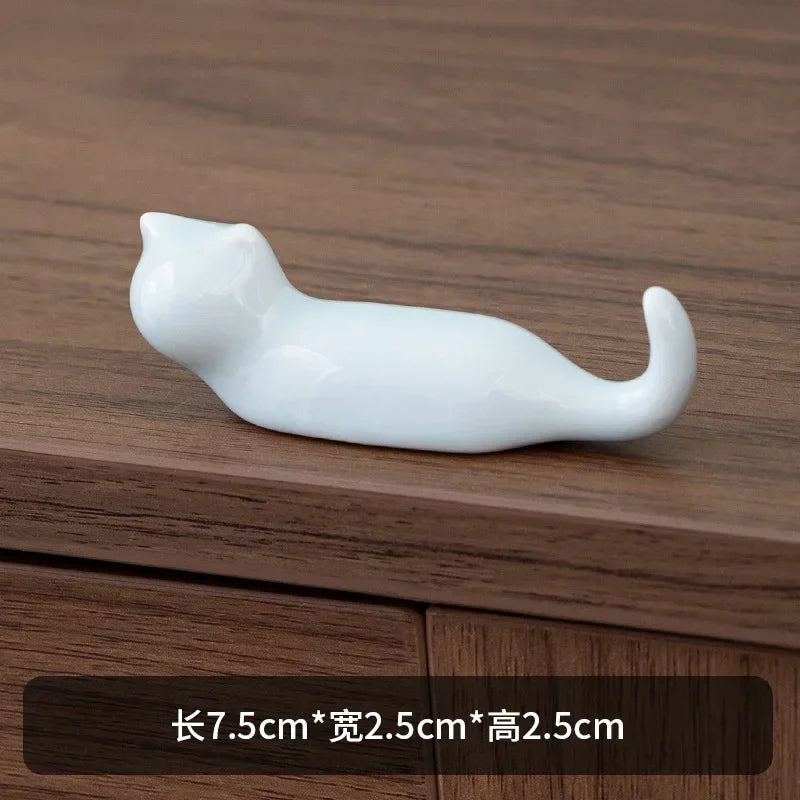 Japanese Style Underglaze Ceramic Cute Cat Chopstick Holder Chopstick Pillow Chopstick Rest Tableware Spoon Bracket