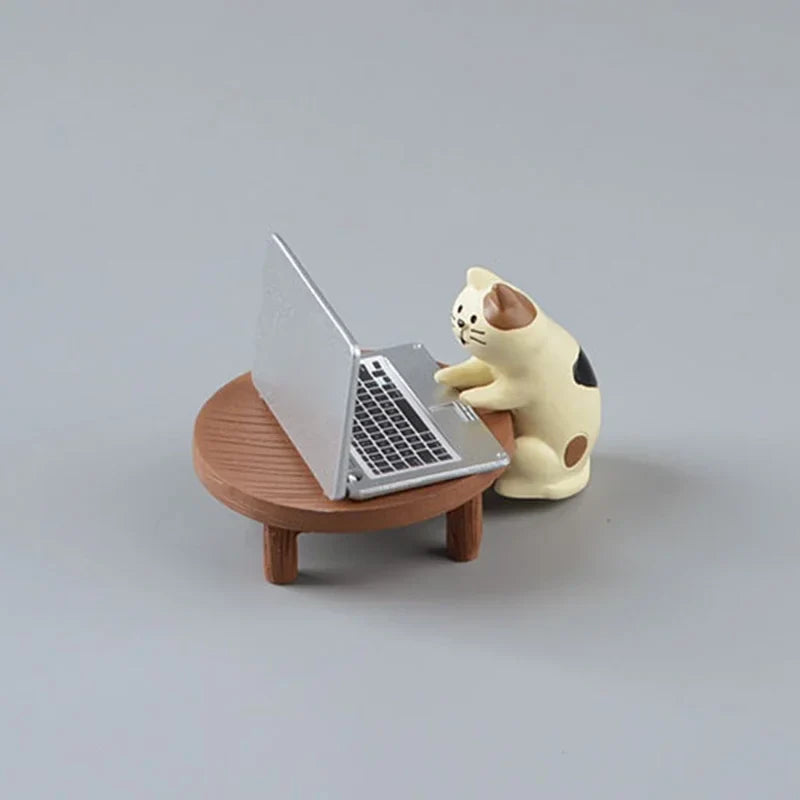 1pc Cartoon Cat Frog Bear Yellow Chair Computer Model Office Ornament Mini Home Decor Crafts Accessories Desktop Figurines Gift