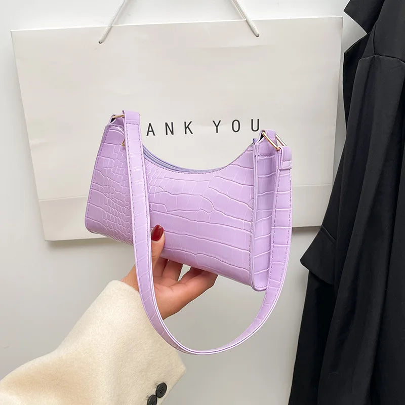 Fashion Exquisite Shoulder Bag | Retro Casual Women's Tote & Female Leather Solid Color Chain Handbag (Small Square Armpit Bag)