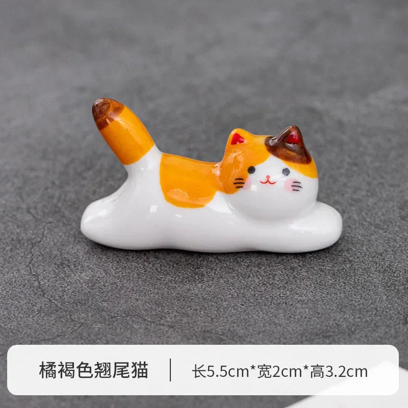 Japanese Style Underglaze Ceramic Cute Cat Chopstick Holder Tableware Restaurant Simple Oval Spoon Bracket Utensil for Kitchen