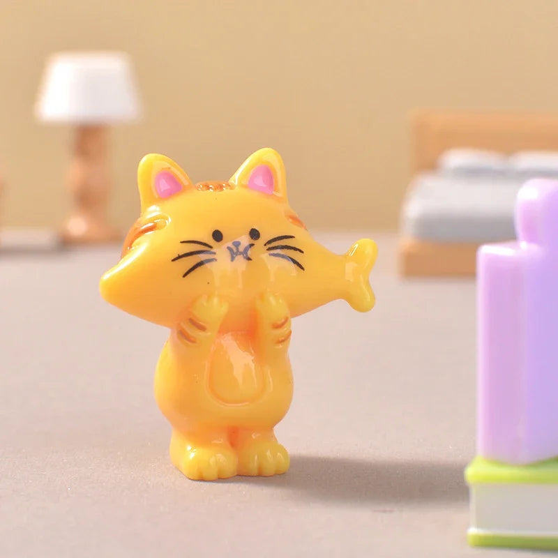 6/12/18Pcs Eating cat Miniature Figurine Ornament Desk Decoration Home Ornament Creative DIY Home Decoration Accessories Gifts