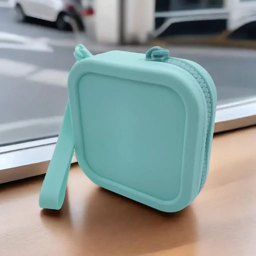 Waterproof Solid Color Silicone Wallet & Coin Purse | Mini Zipper Organizer Travel Pouch (Cosmetic Bag, Earphone Bag for Students)