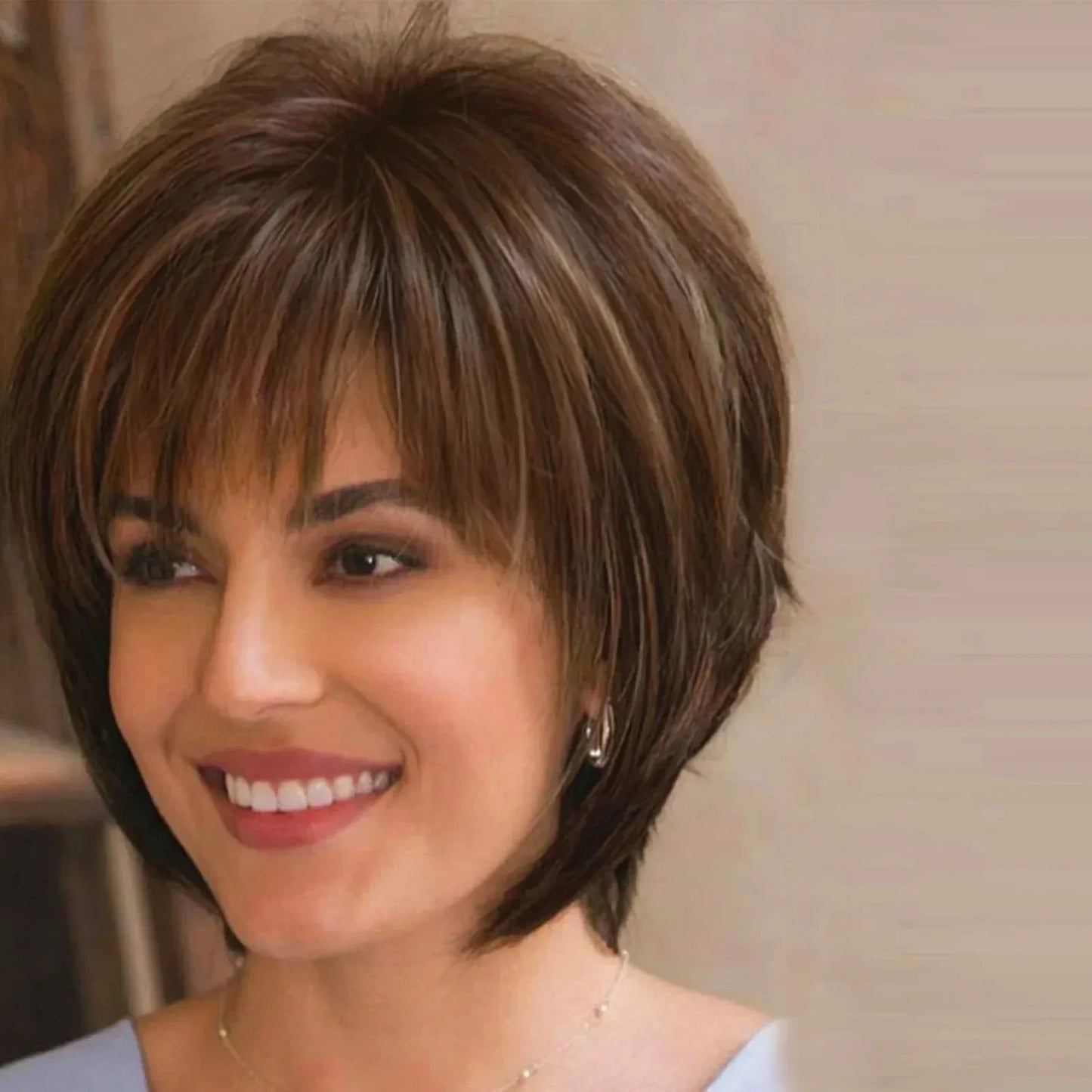 Short Brown Bob Wig with Bangs | Mixed Blonde Synthetic Natural Hair Wig for Women (Soft Mommy Hair, Daily Use)