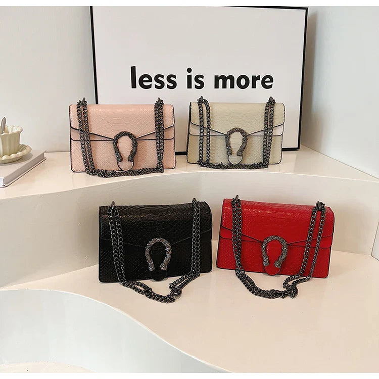 Retro Style Fashion Chain Shoulder Bag for Women | Snake Pattern Crossbody Small Square Bag (Trendy Accessory)