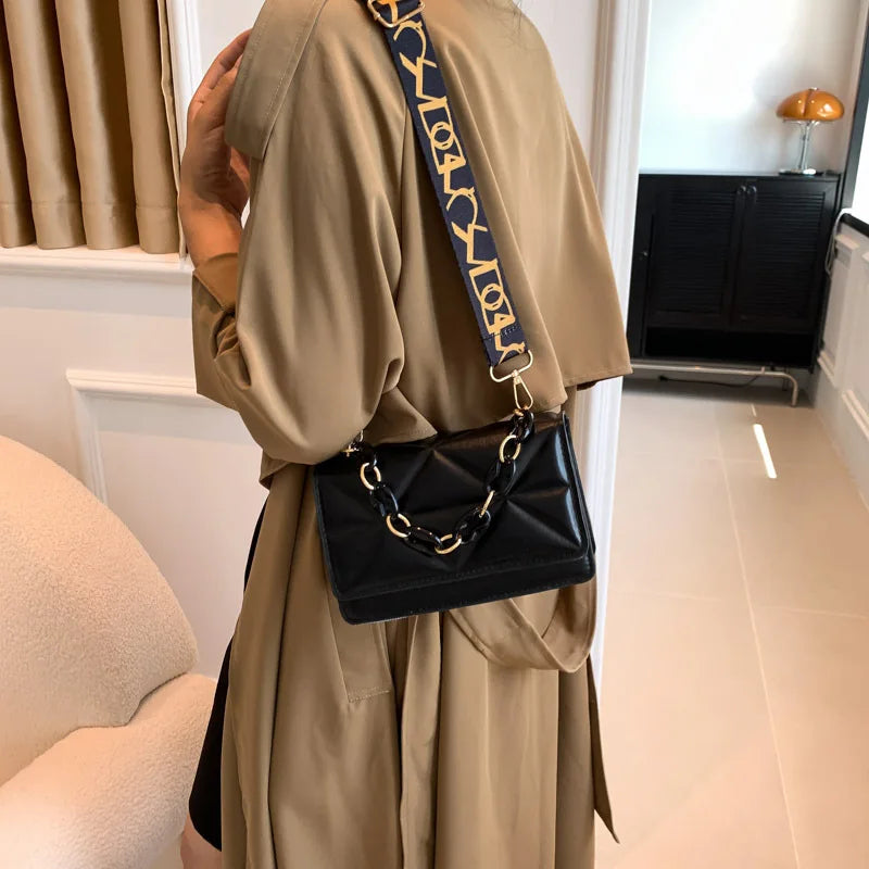 Winter Large Shoulder Bags for Women | Stone Pattern PU Leather Crossbody Bags & Brand Pink Tote Handbags (Chains Shopper Clutch Purse)