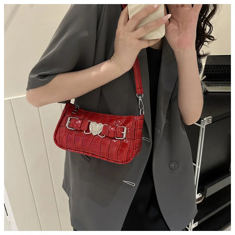 Women's Y2K Peach Heart Butt Leather Handbag | Alligator Pattern Underarm Shoulder Bag with Heart Pin Buckle (Fashion Girls Mini Tote)