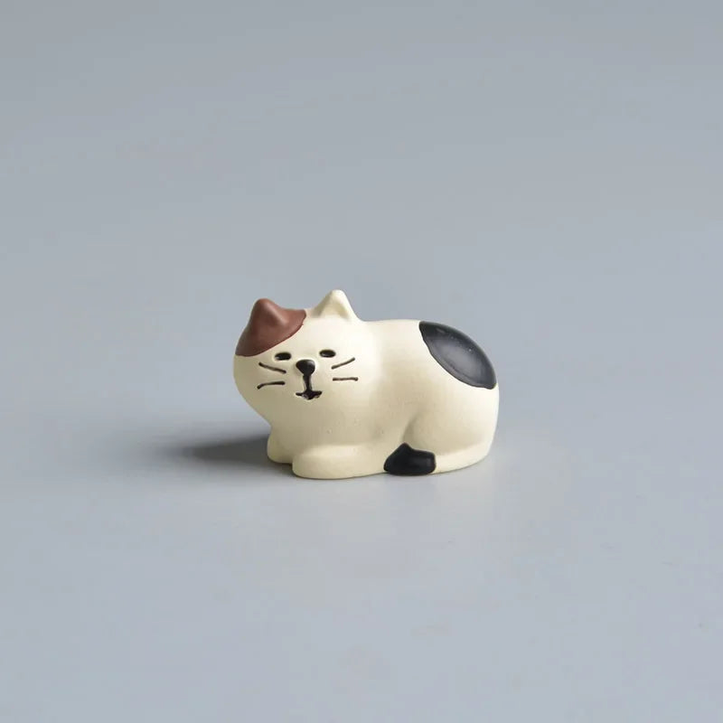 1pc Miniatures Resin Cute Cat Home Handicraft Desktop Ornaments Micro Landscape Scene Decoration Photography Props Figurines