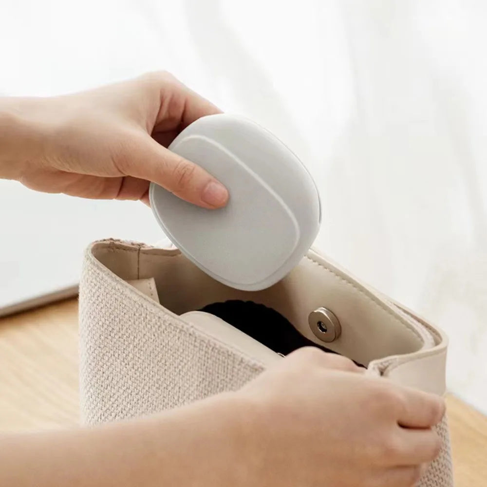 Portable Silicone Data Cable & Headphone Storage Box | Simple Mobile Phone Cable Organizing Bag (Cute Coin Purse)