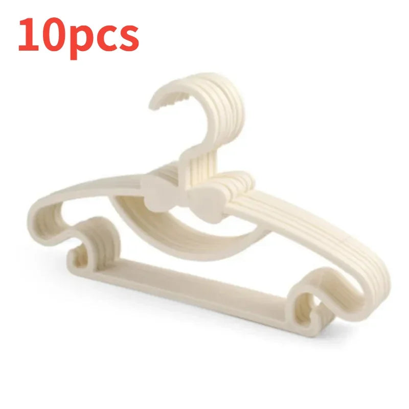 10 Pieces of Children's Hangers, Portable Plastic Display Hangers Windproof Children's Outerwear Hangers Baby Clothing Organizer