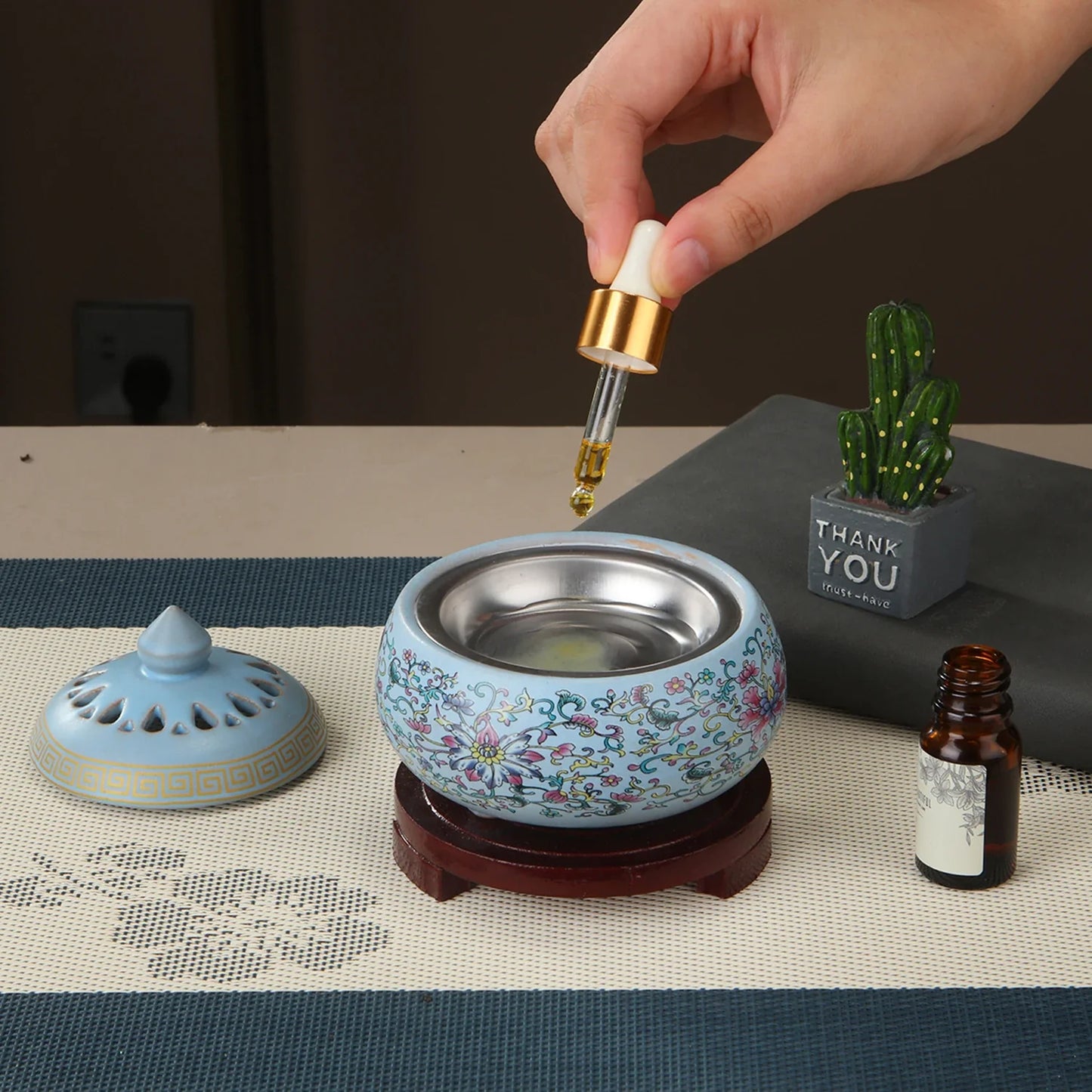 Electronic Incense Burner Ceramic Essential Oil Burner Timing Adjustable Temperature Wax Melter Warmer with USB Plug