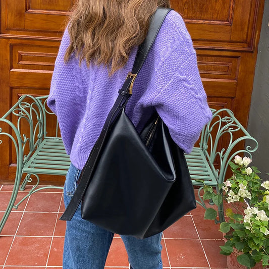 Vintage Big Capacity Shoulder Bag | Soft Leather Crossbody & Armpit Satchel Bag (Casual Portable Handbag Purse - Bolsa)