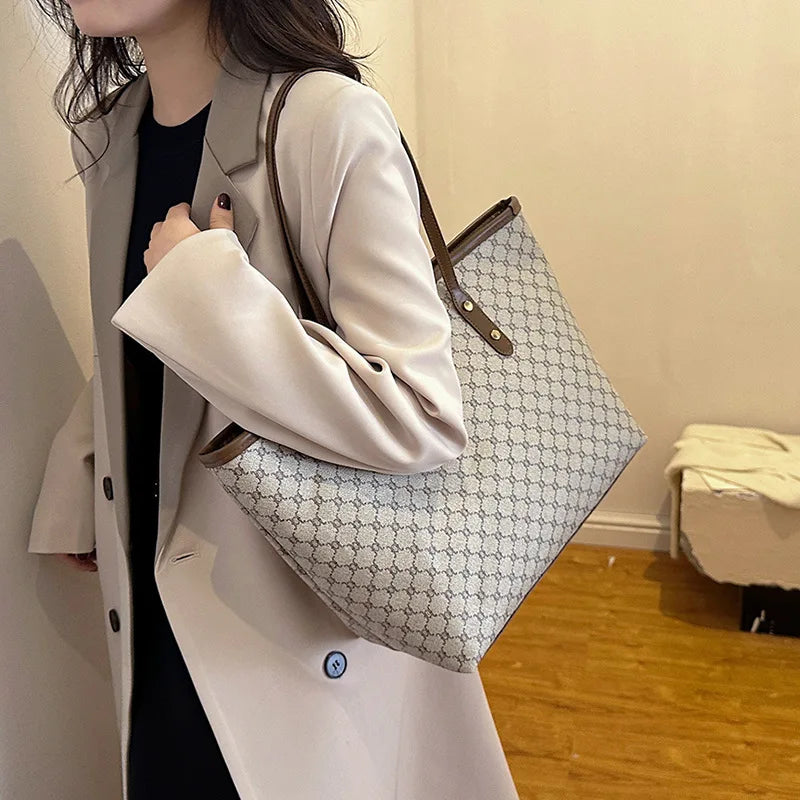 Large Capacity Shoulder Bag for Women | PU Leather Handbag for Commuting & Casual Use (Versatile Tote Bag, Geometric Pattern)