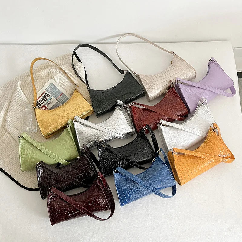Fashion Exquisite Shoulder Bag | Retro Casual Women's Tote & Female Leather Solid Color Chain Handbag (Small Square Armpit Bag)