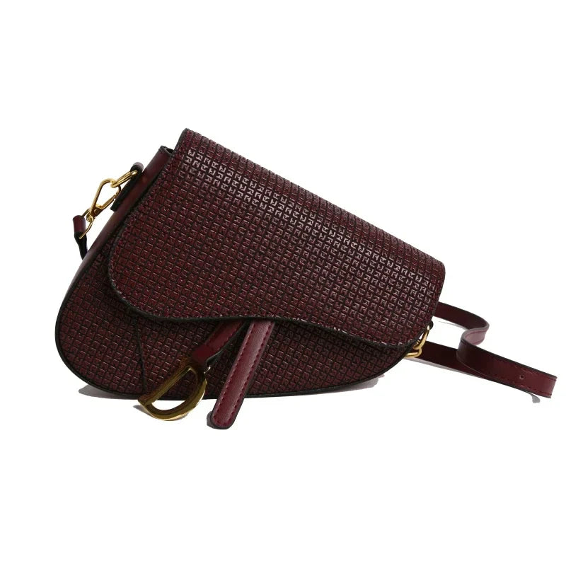 Luxury Popular Shoulder Bag | Designer Tote Purse & Ladies Elegant Chain Strap Crossbody Bag (Suitable for Daily Use)