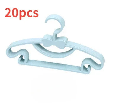 10 Pieces of Children's Hangers, Portable Plastic Display Hangers Windproof Children's Outerwear Hangers Baby Clothing Organizer