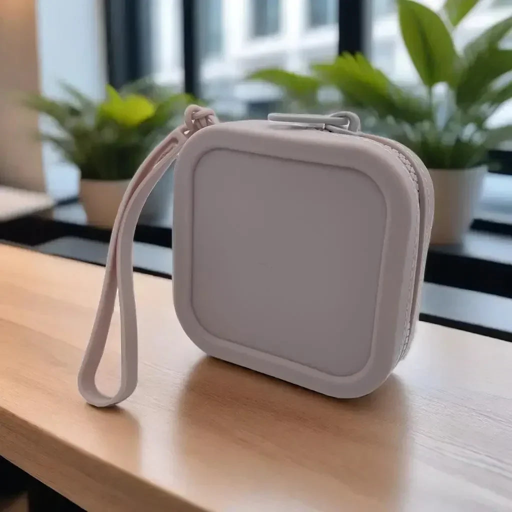 Waterproof Solid Color Silicone Wallet & Coin Purse | Mini Zipper Organizer Travel Pouch (Cosmetic Bag, Earphone Bag for Students)