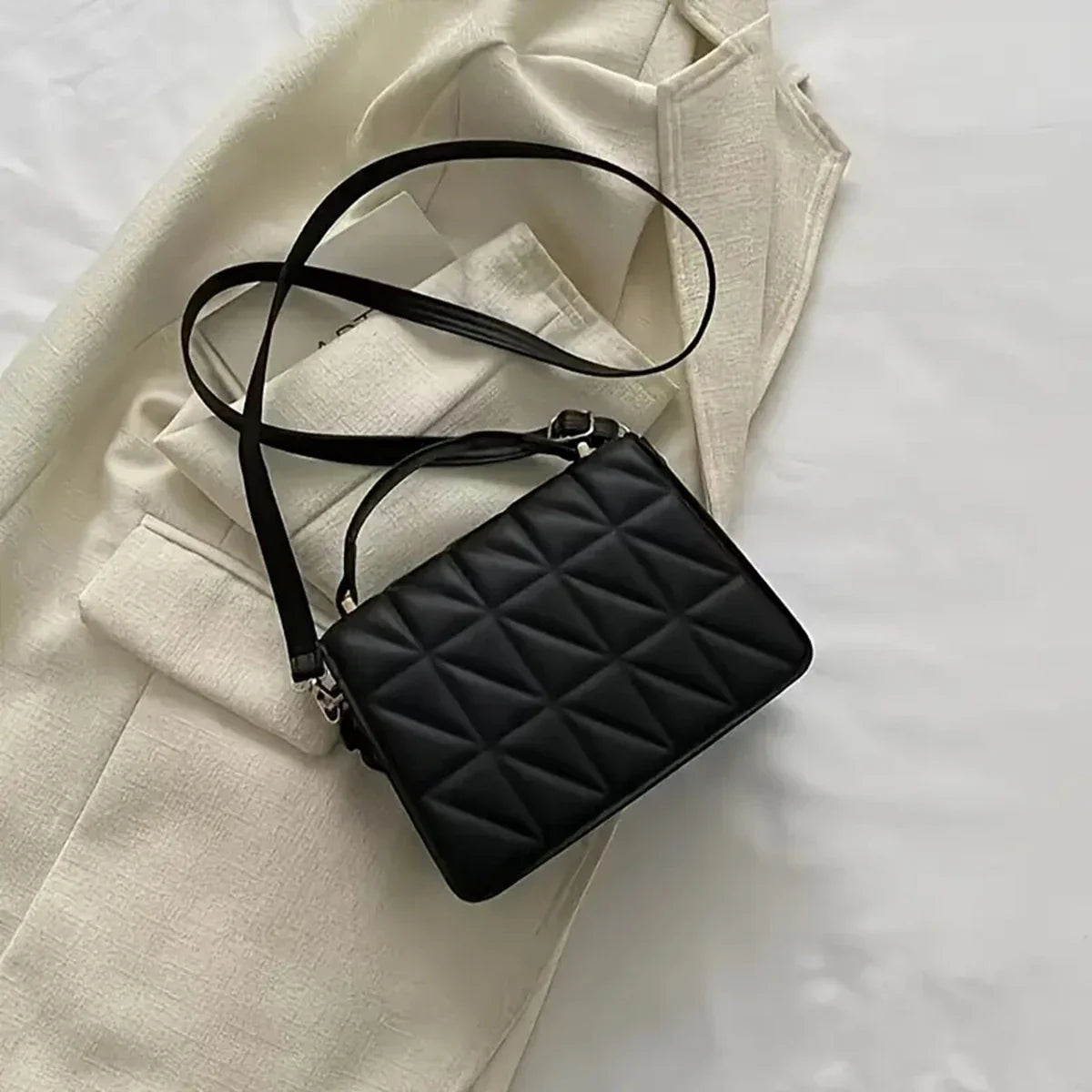 Diamond Chain Handbag Women's | Fashion Retro Embossed Small Square Bag & Single Shoulder Crossbody Bag