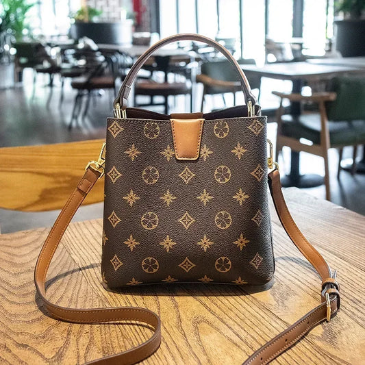 Luxury Women's Shoulder Bags | Designer Backpack & Crossbody Shoulder Purses (Handbag Women Clutch Travel Tote Bag)