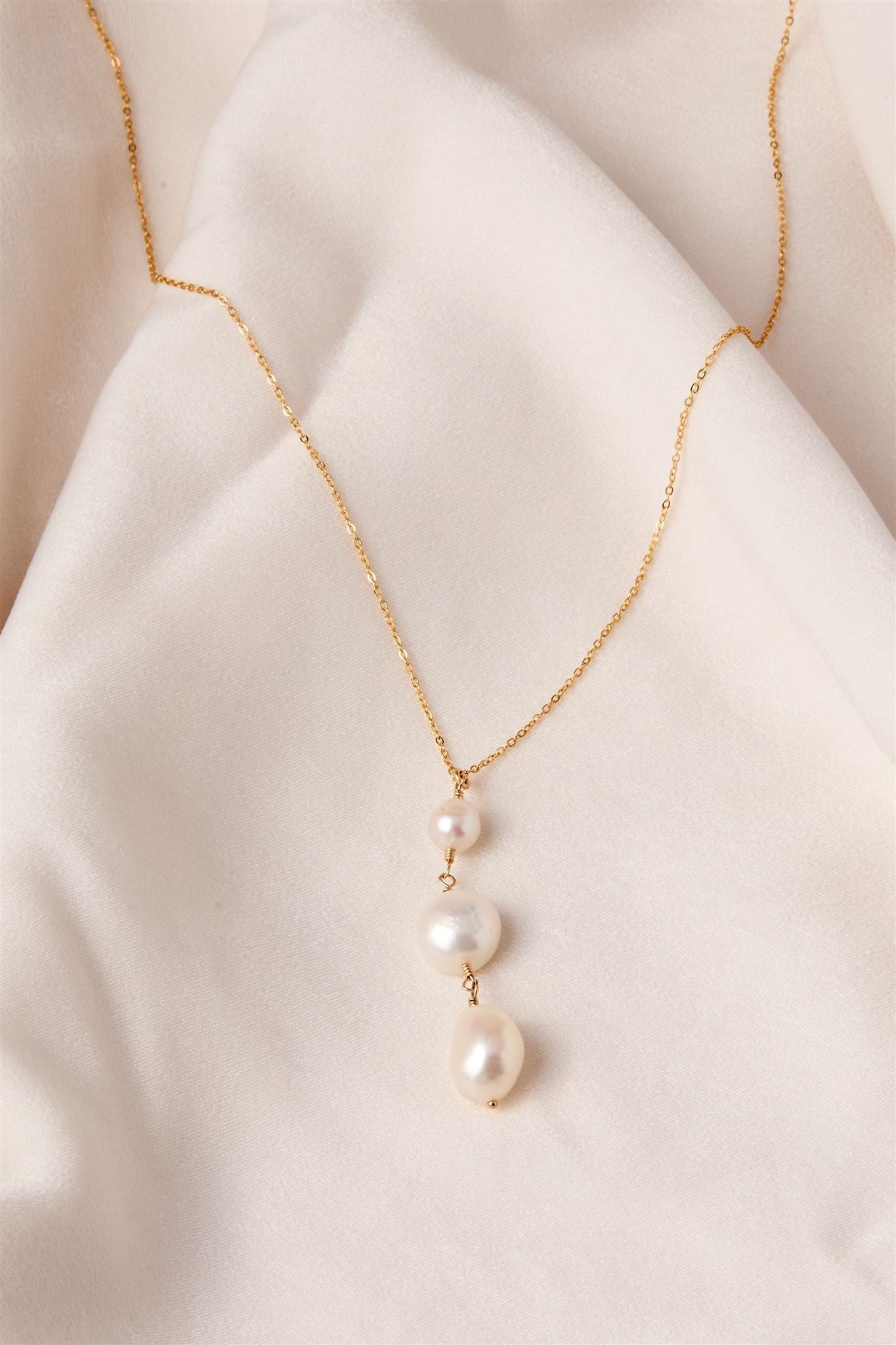 Clove Necklace