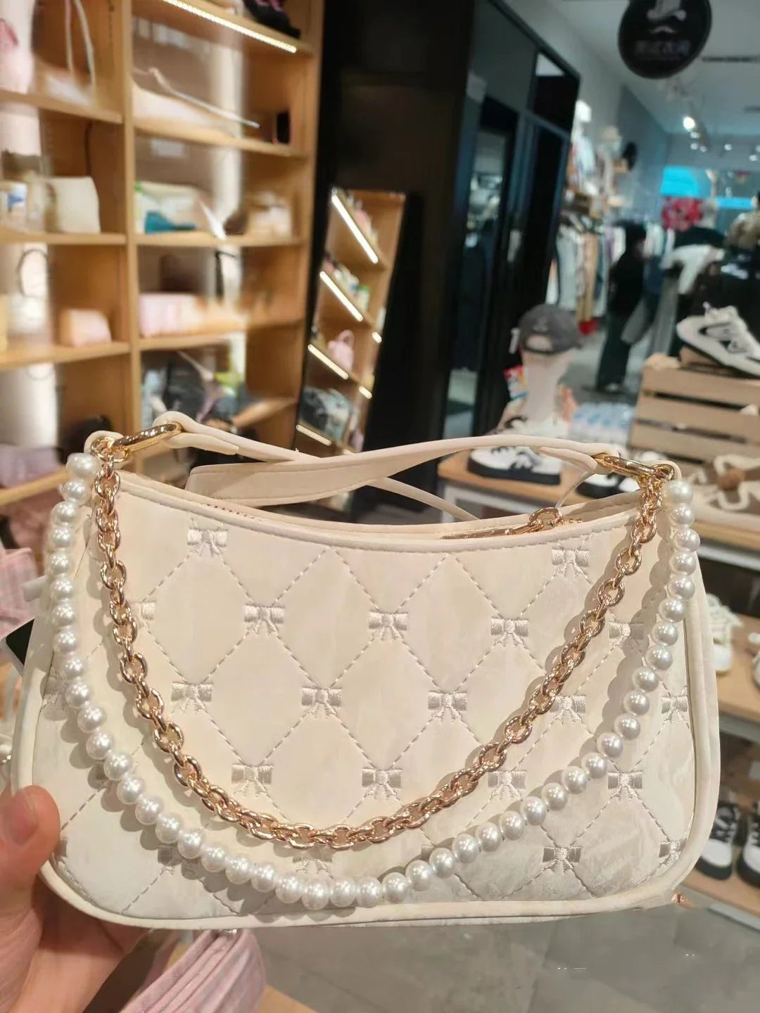 Women's Shoulder Bag | Elegant Cute Bow Pearl Chains & Embroidery Handbag (Casual Leather Korean Fashion Female Handbag)