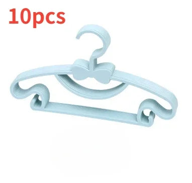 10 Pieces of Children's Hangers, Portable Plastic Display Hangers Windproof Children's Outerwear Hangers Baby Clothing Organizer
