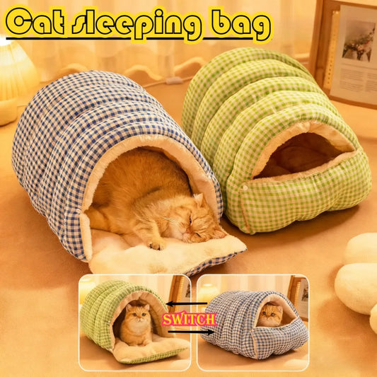 Large all-season cat house (including a warm winter bed) – with decorative panels and a fully enclosed comfortable sleeping bag.