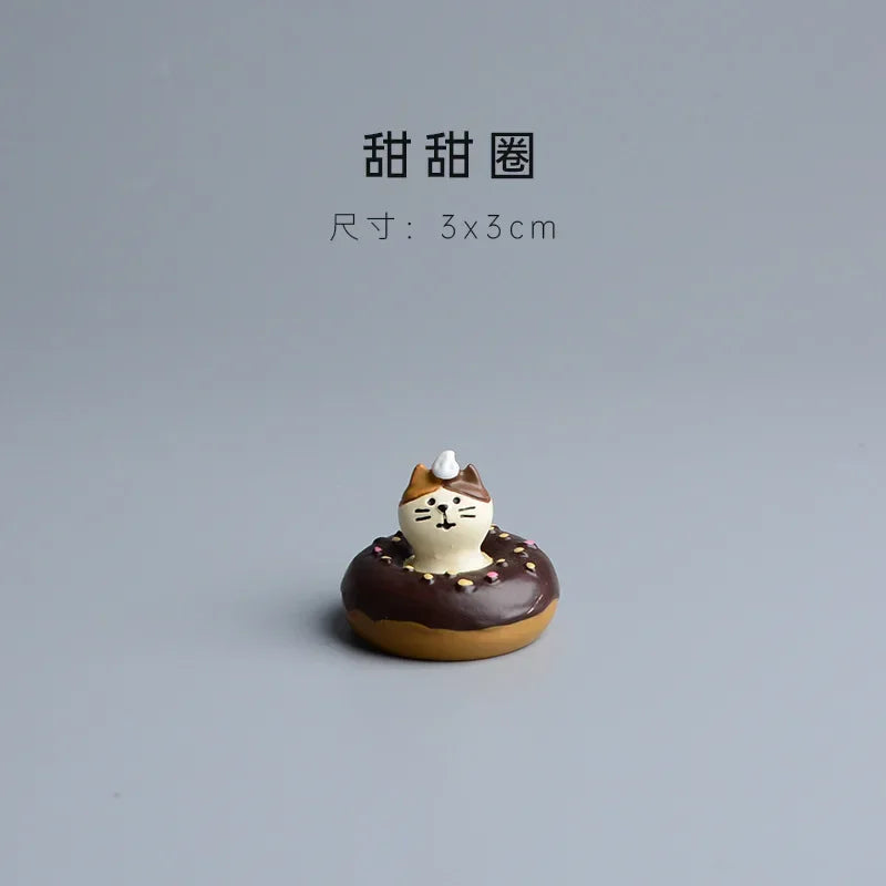 Cute Cat Bread Toast Model Toys Miniature Photography Props Figurines Gift Desktop Ornaments Figurine Decoration Crafts