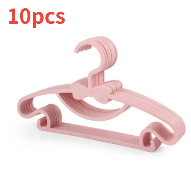 10 Pieces of Children's Hangers, Portable Plastic Display Hangers Windproof Children's Outerwear Hangers Baby Clothing Organizer
