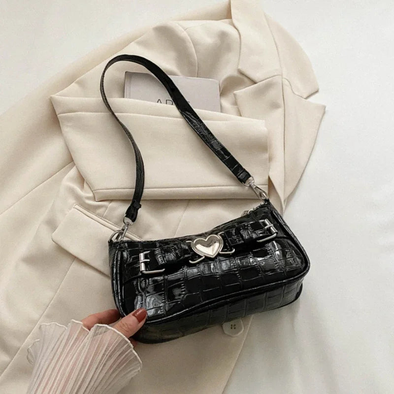 Women's Y2K Peach Heart Butt Leather Handbag | Alligator Pattern Underarm Shoulder Bag with Heart Pin Buckle (Fashion Girls Mini Tote)