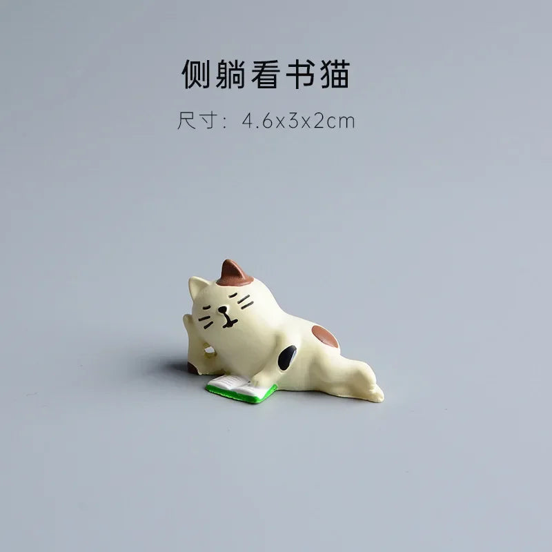 ZAKKA Miniatures Study Bookcase Home Decor Cute Cartoon Cat Retro Desk Gramophone Ornament Crafts Dollhouse Accessories Toy Gift
