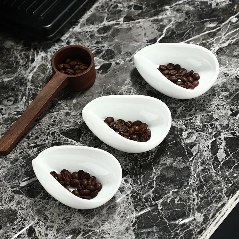 Coffee Beans Dose Trays Ceramic Pure White Smooth Porcelain Teaspoon Tea Separator Vessel Coffee Bean Spoon Shovel Tea Trays