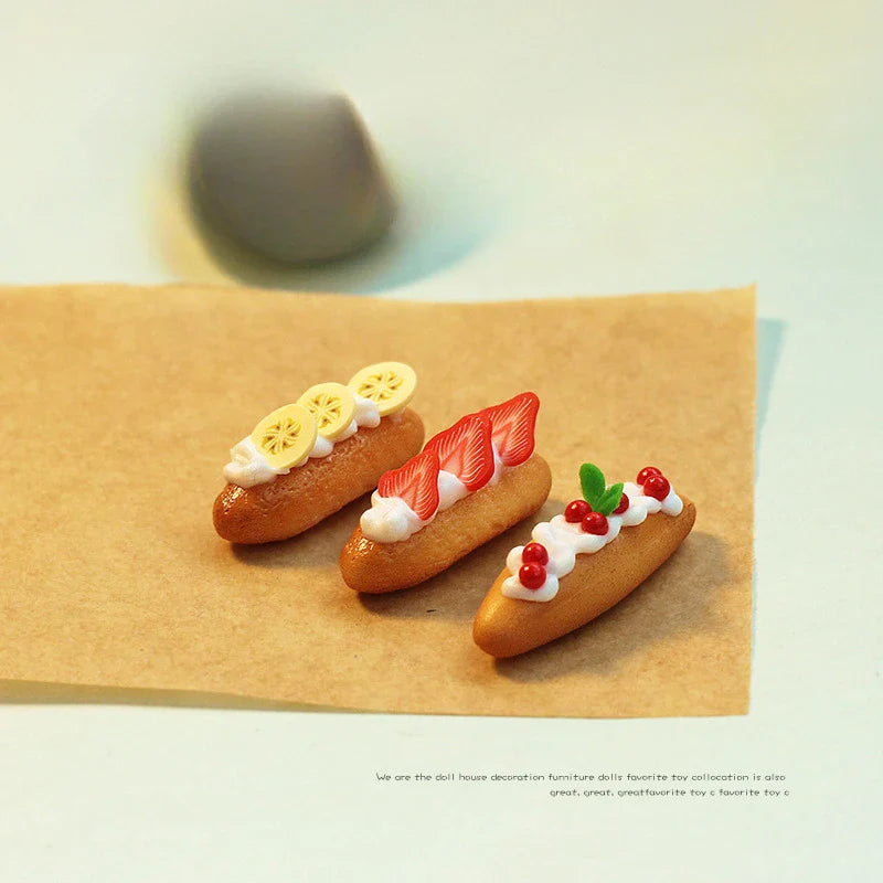 Cute Cat Bread Toast Model Toys Miniature Photography Props Figurines Gift Desktop Ornaments Figurine Decoration Crafts