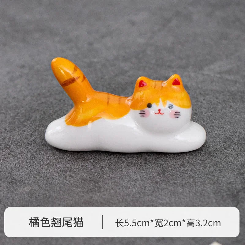 Japanese Style Underglaze Ceramic Cute Cat Chopstick Holder Tableware Restaurant Simple Oval Spoon Bracket Utensil for Kitchen